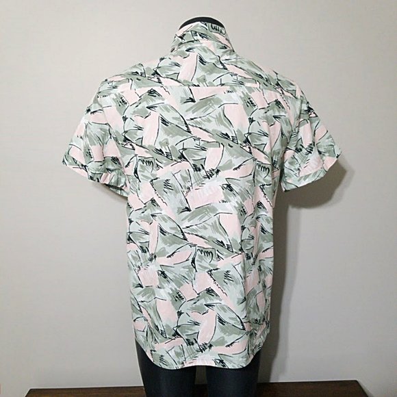 Stranger Things Jim Hopper Hawaiian shirt Size L - Picture 3 of 9